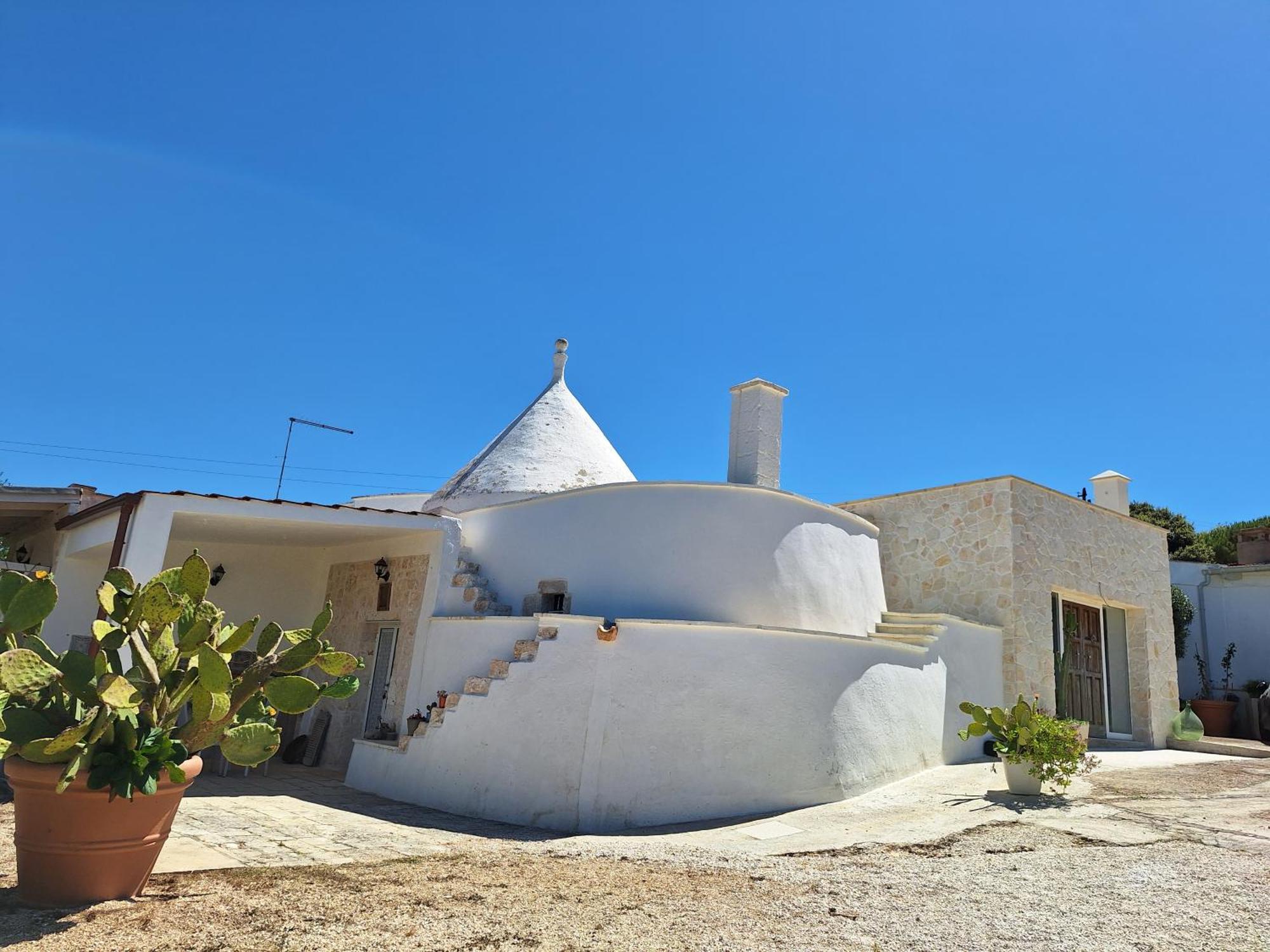 Holiday Home Trullo Antico Ostuni Extérieur photo